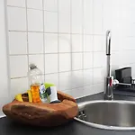Διαμέρισμα 10 Min - Bright & Modern, Up To 5 Beds Μιλάνο