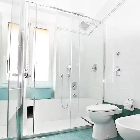 10 Min - Bright & Modern, Up To 5 Beds Διαμέρισμα