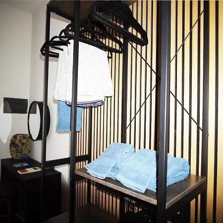 10 Min - Bright & Modern, Up To 5 Beds Apartament