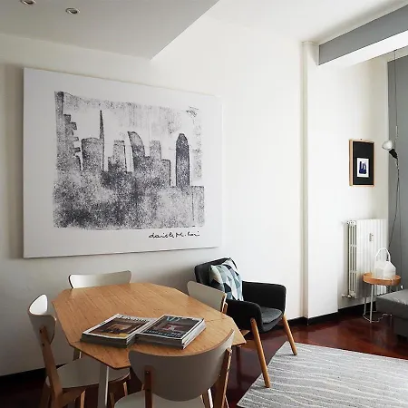 10 Min - Bright & Modern, Up To 5 Beds Apartament *