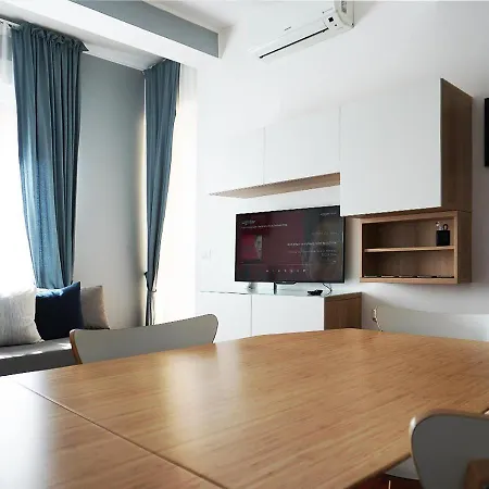 Apartament 10 Min - Bright & Modern, Up To 5 Beds Mediolan