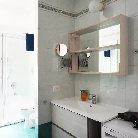 Apartament 10 Min - Bright & Modern, Up To 5 Beds Mediolan