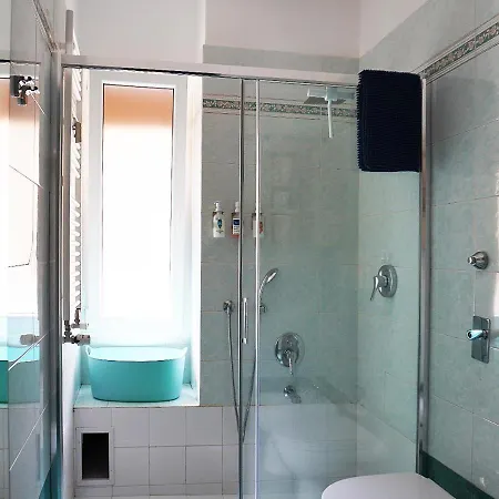 10 Min - Bright & Modern, Up To 5 Beds * Mediolan