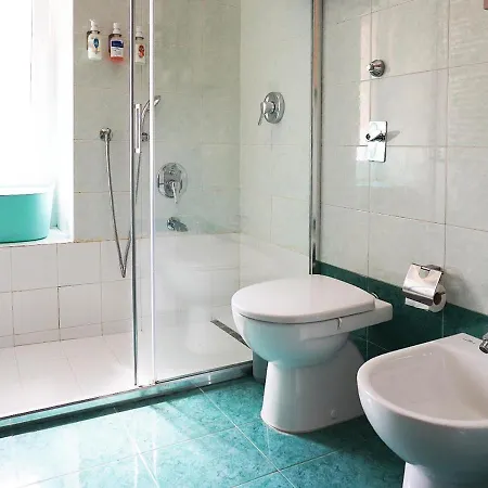 Apartament 10 Min - Bright & Modern, Up To 5 Beds Mediolan