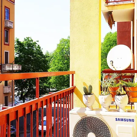 Apartament 10 Min - Bright & Modern, Up To 5 Beds